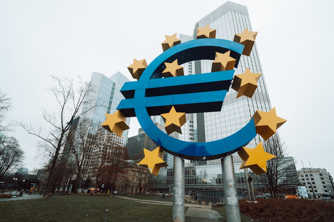 Illustration de l'article BCE du 11 décembre 2025 : preview, scénarios EUR/USD et indices sur actualités marchés - DailyTrading